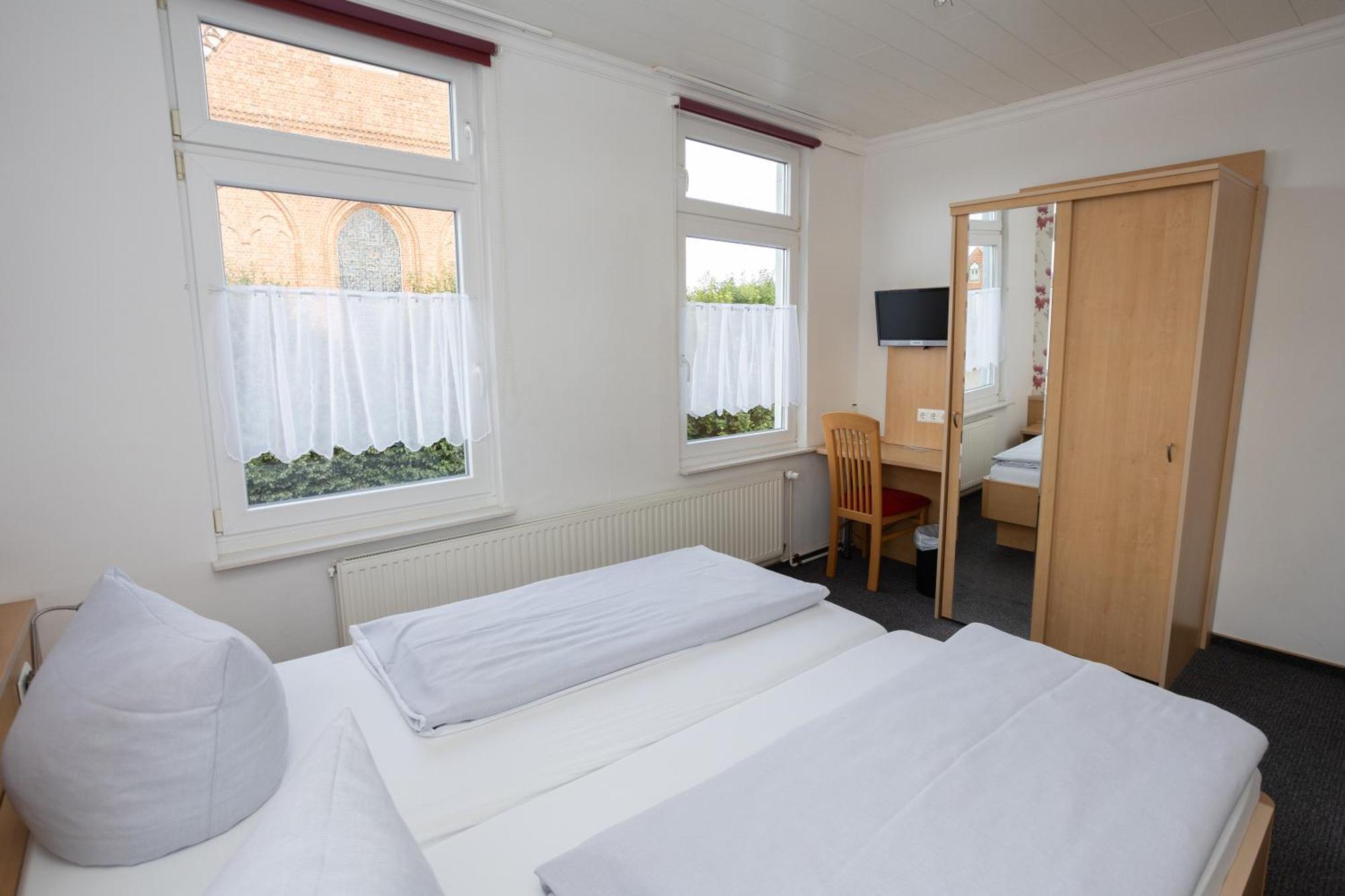 Hotel Zur Linde Meldorf Eksteriør bilde