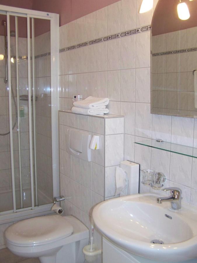 Hotel Zur Linde Meldorf Eksteriør bilde
